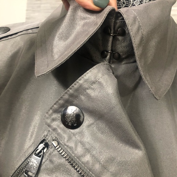 SOLD*** Burberry Gray long zip up trench coat size 10 - Picture 2 of 8